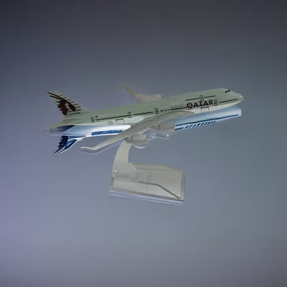 QATAR AIRWAYS 747 ALLOY MODEL